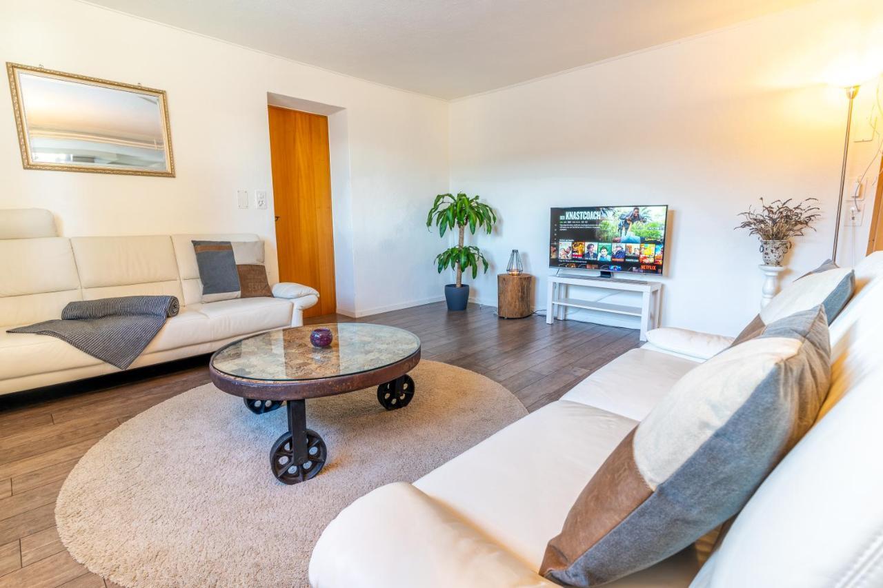 Charmantes Apartment Mit Grossem Garten .Kids4Free. Flims Exterior photo